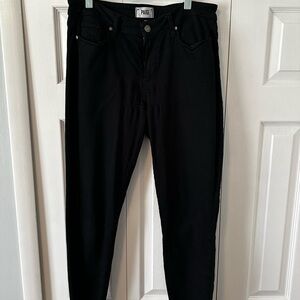 PAIGE Women's Black Skinny Jeans with Fray Cuff